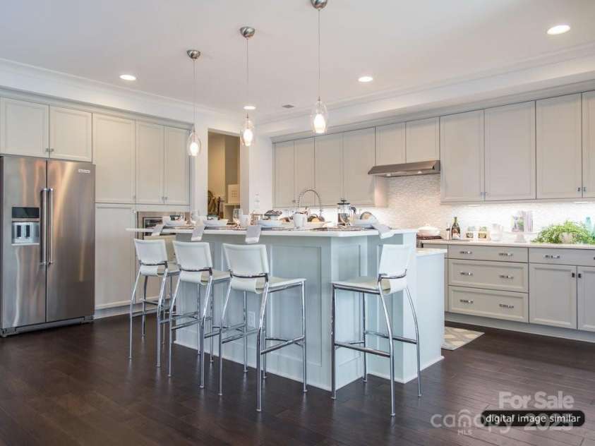 2008 Thatcher Way, Fort Mill, SC 29715.  MLS# CAR4272532, YatesRealty ID 20375. 