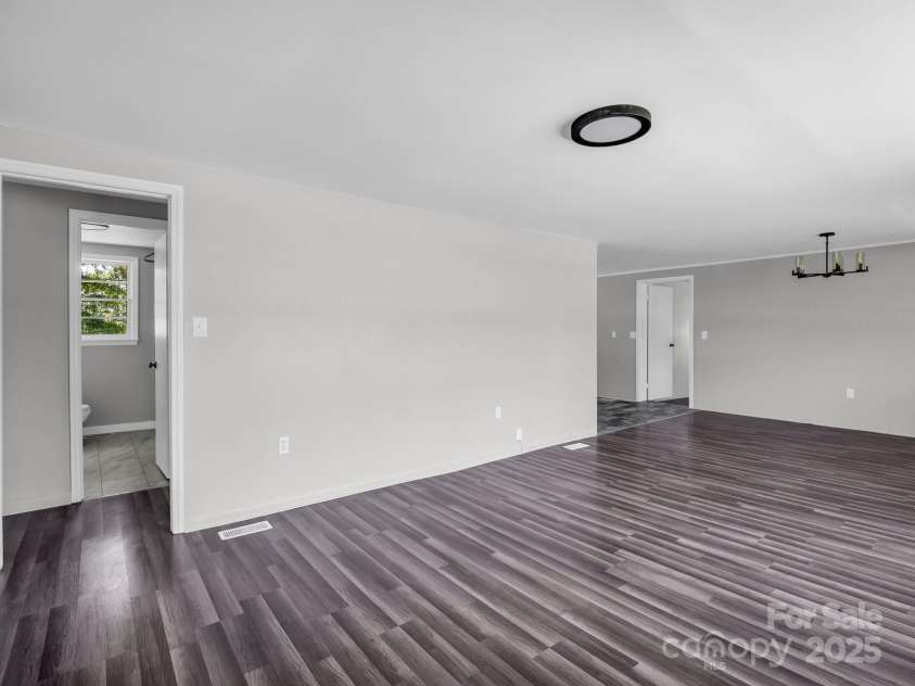 179 Sedgefield Drive, Forest City, NC 28043.  MLS# CAR4272519, YatesRealty ID 20376. 