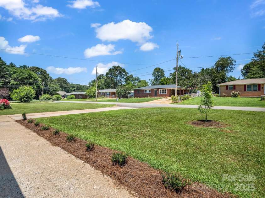 179 Sedgefield Drive, Forest City, NC 28043.  MLS# CAR4272519, YatesRealty ID 20376. 