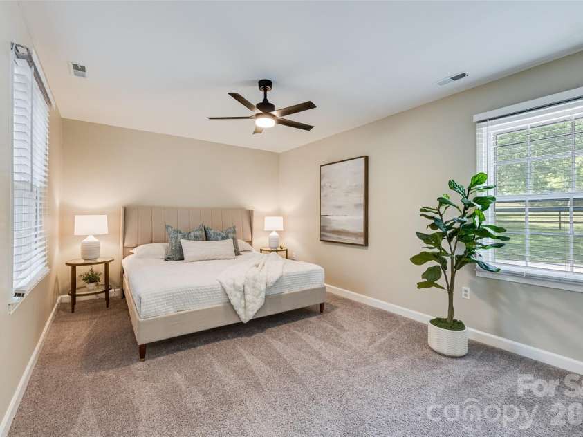 7456 Crowflock Court, Charlotte, NC 28226.  MLS# CAR4365076, YatesRealty ID 20376. 