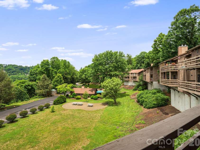 305 Piney Mountain Drive, Asheville, NC 28805.  MLS# CAR4380545, YatesRealty ID 20378. View
