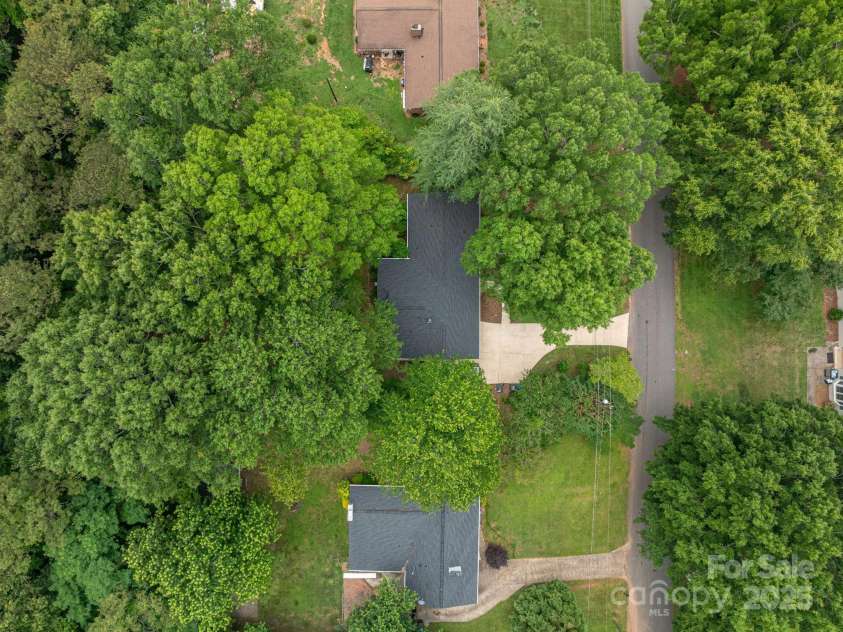 3120 7th Street Drive, Hickory, NC 28601.  MLS# CAR4263637, YatesRealty ID 20378. Aerial Overhead View