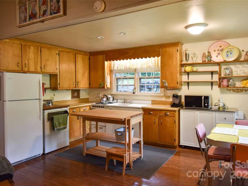 3435 Conleys Creek Road, Whittier, NC 28789.  MLS# CAR4272646, YatesRealty ID 20379. 