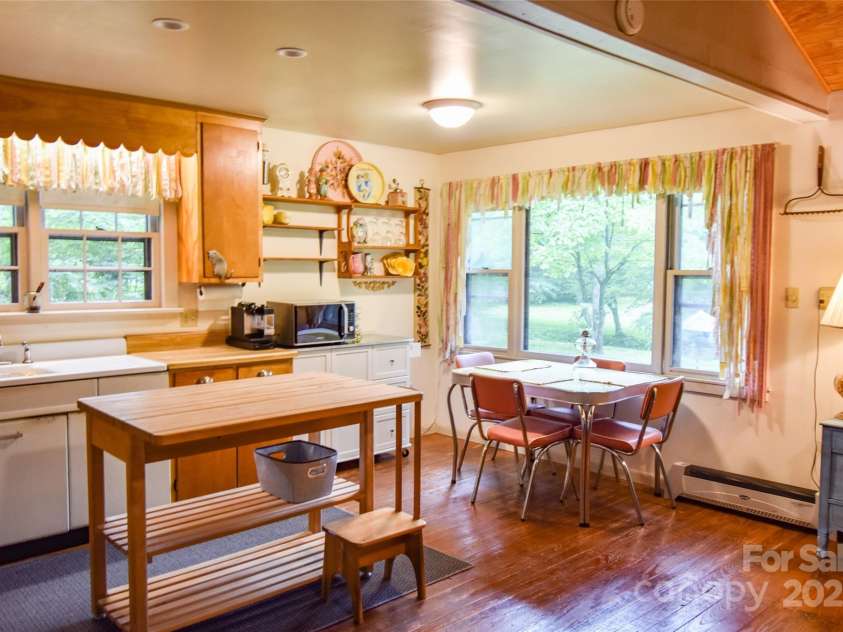 3435 Conleys Creek Road, Whittier, NC 28789.  MLS# CAR4272646, YatesRealty ID 20379. 