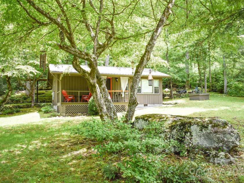 3435 Conleys Creek Road, Whittier, NC 28789.  MLS# CAR4272646, YatesRealty ID 20379. 