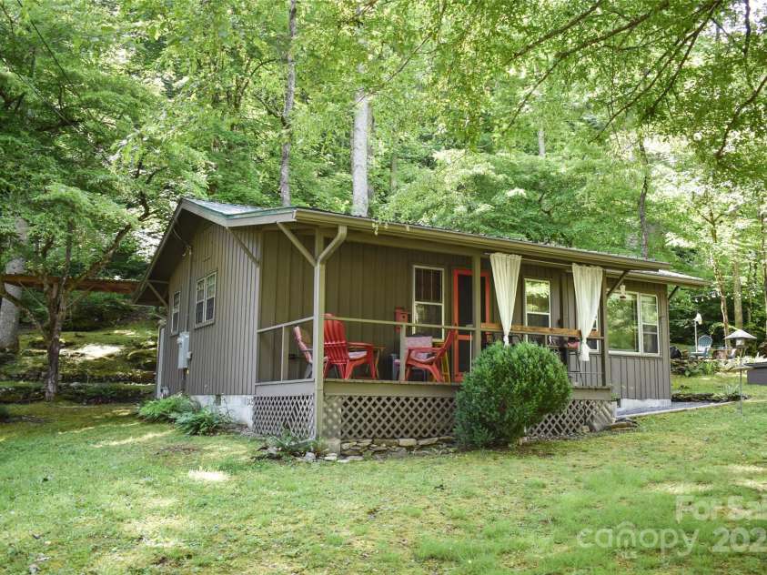 3435 Conleys Creek Road, Whittier, NC 28789.  MLS# CAR4272646, YatesRealty ID 20379. 