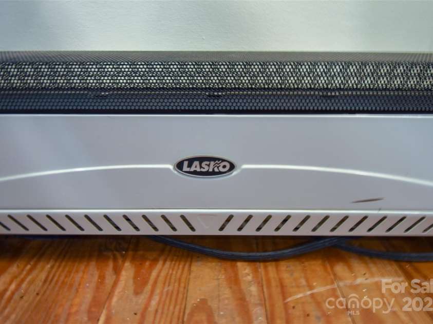 3435 Conleys Creek Road, Whittier, NC 28789.  MLS# CAR4272646, YatesRealty ID 20379. Heater