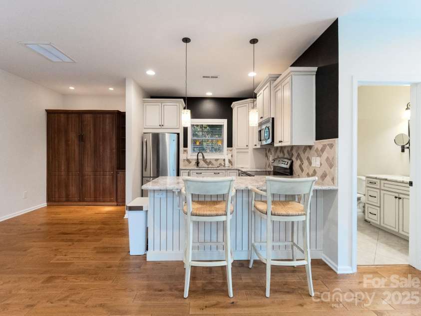 239 Kimberly Road, Davidson, NC 28036.  MLS# CAR4288776, YatesRealty ID 2038. 
