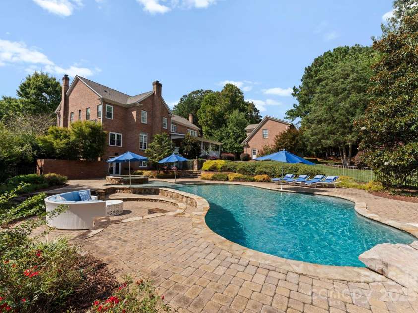 239 Kimberly Road, Davidson, NC 28036.  MLS# CAR4288776, YatesRealty ID 2038. 