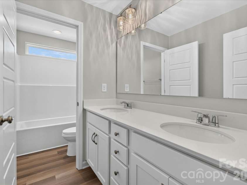 2262 Trundle Drive, Gastonia, NC 28054.  MLS# CAR4351655, YatesRealty ID 20380. Bath 2