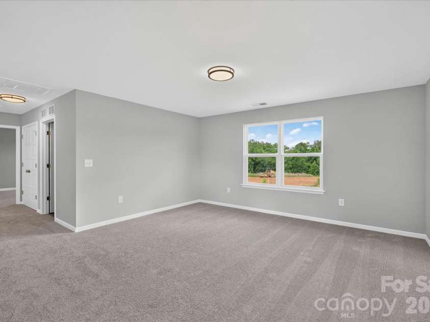2262 Trundle Drive, Gastonia, NC 28054.  MLS# CAR4351655, YatesRealty ID 20380. Loft