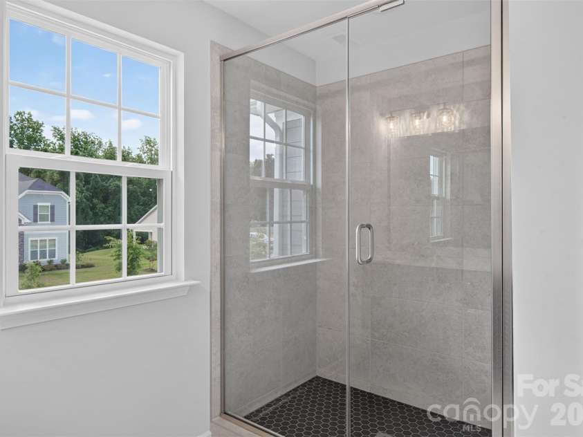 2262 Trundle Drive, Gastonia, NC 28054.  MLS# CAR4351655, YatesRealty ID 20380. Premier Bath