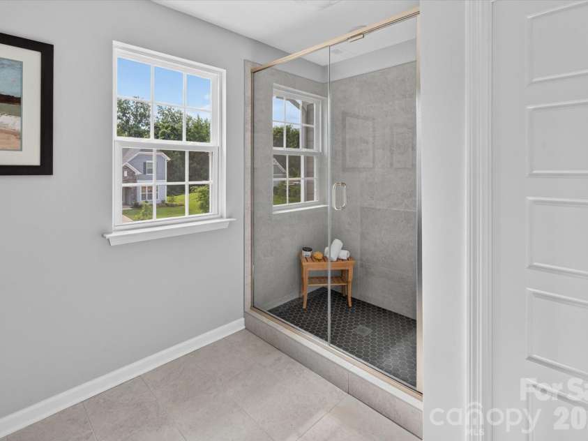 2262 Trundle Drive, Gastonia, NC 28054.  MLS# CAR4351655, YatesRealty ID 20380. Premier Bath