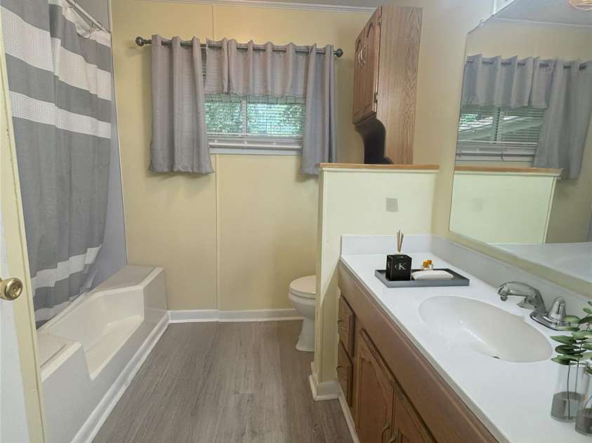 1107 Crestfield Drive, Lancaster, SC 29720.  MLS# CAR4272180, YatesRealty ID 20381. 