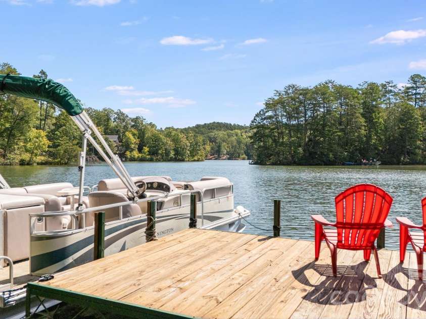 91 Island View Court, Mill Spring, NC 28756.  MLS# CAR4365768, YatesRealty ID 20382. 