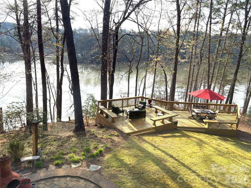 91 Island View Court, Mill Spring, NC 28756.  MLS# CAR4365768, YatesRealty ID 20382. 