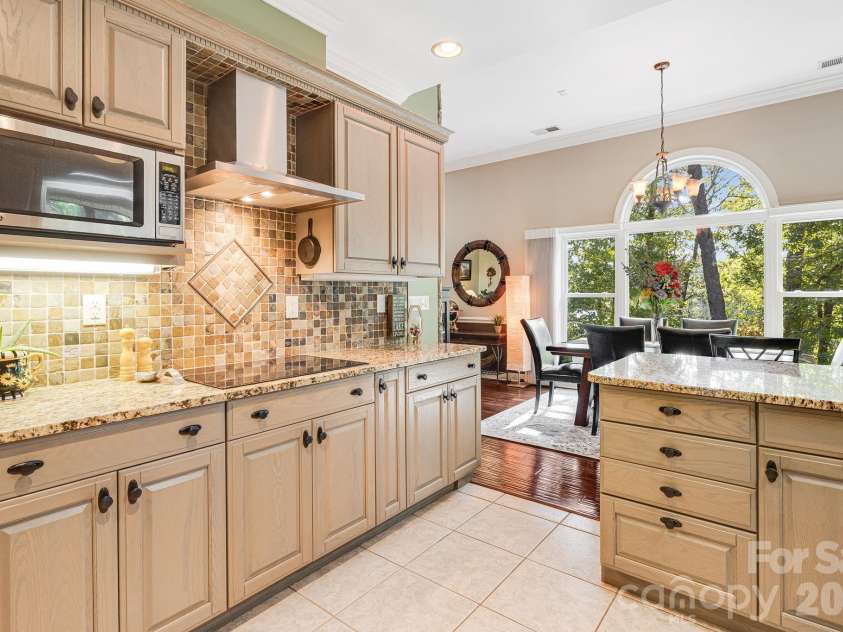 91 Island View Court, Mill Spring, NC 28756.  MLS# CAR4365768, YatesRealty ID 20382. 