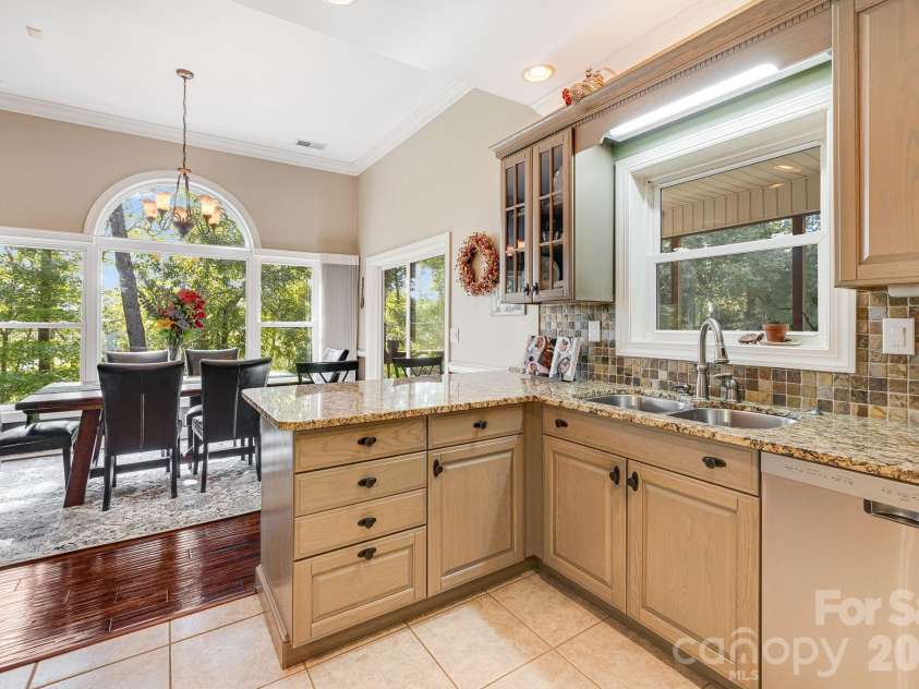91 Island View Court, Mill Spring, NC 28756.  MLS# CAR4365768, YatesRealty ID 20382. 