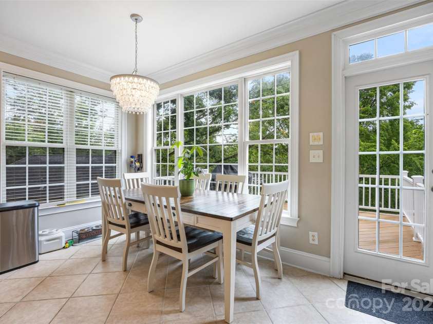 10452 Quiet Bay Court, Charlotte, NC 28278.  MLS# CAR4255338, YatesRealty ID 20386. 