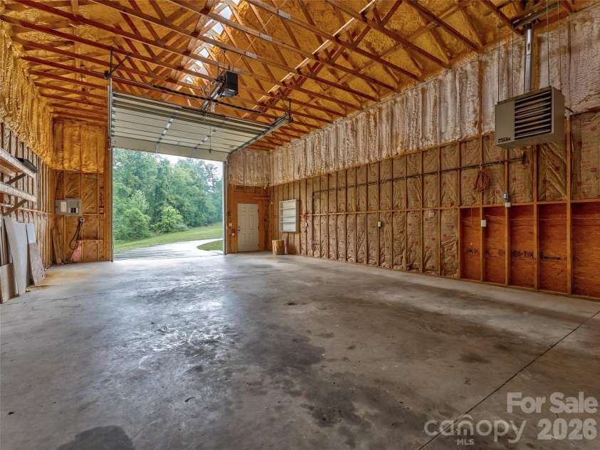 476 Jackson Loop Road, Flat Rock, NC 28731.  MLS# CAR4363362, YatesRealty ID 20386. Rv storage/ workshop w/ full bath