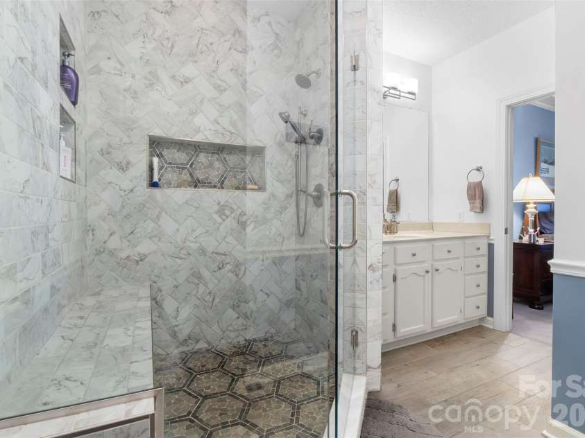 168 Game Trail, Thomasville, NC 27360.  MLS# CAR4321746, YatesRealty ID 20387. 