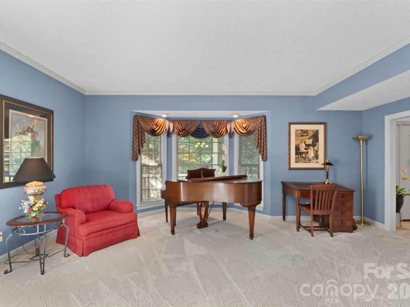 168 Game Trail, Thomasville, NC 27360.  MLS# CAR4321746, YatesRealty ID 20387. 