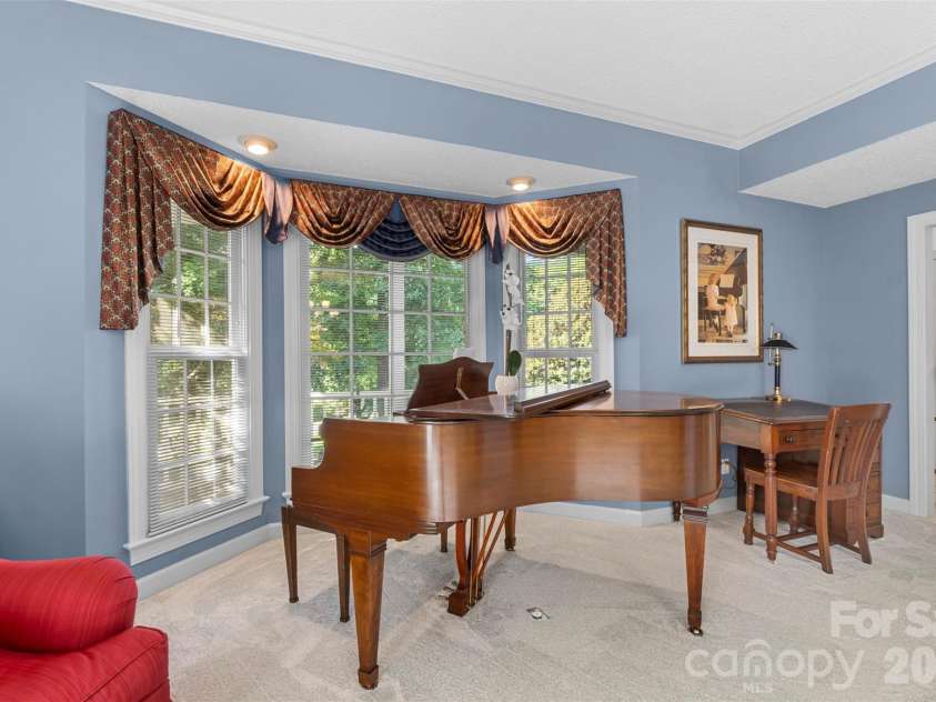 168 Game Trail, Thomasville, NC 27360.  MLS# CAR4321746, YatesRealty ID 20387. 