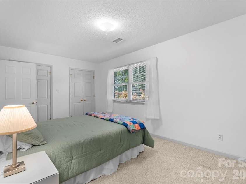 168 Game Trail, Thomasville, NC 27360.  MLS# CAR4321746, YatesRealty ID 20387. 