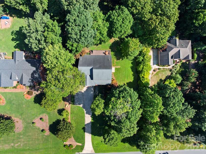 168 Game Trail, Thomasville, NC 27360.  MLS# CAR4321746, YatesRealty ID 20387. 