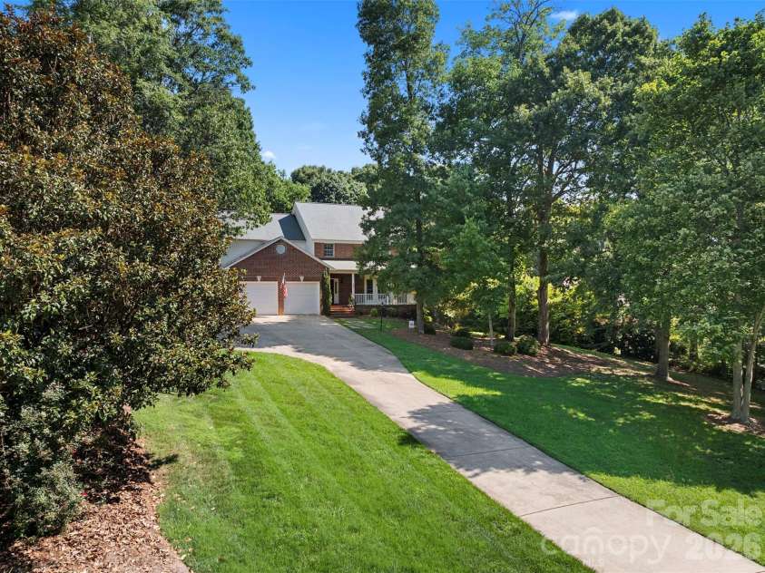 168 Game Trail, Thomasville, NC 27360.  MLS# CAR4321746, YatesRealty ID 20387. 