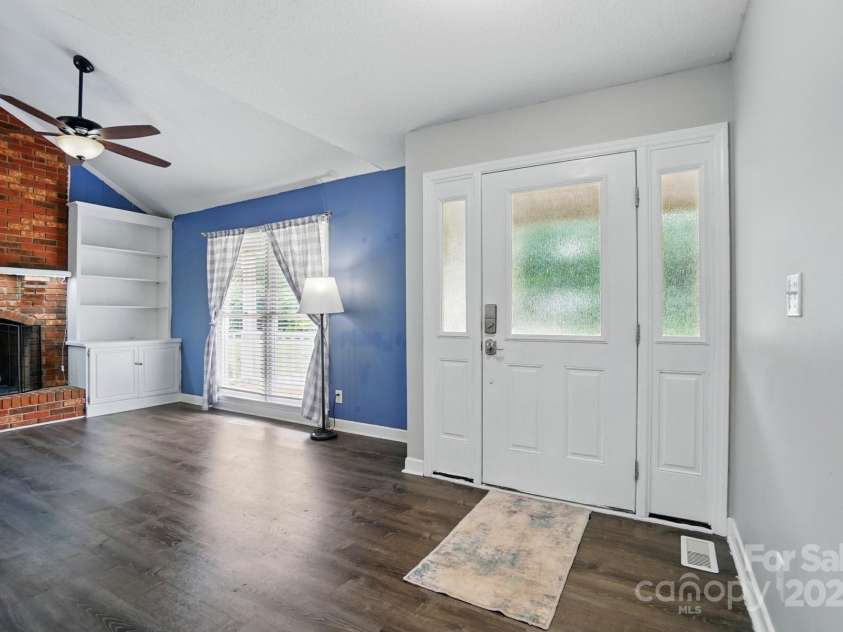 336 Oakwood Drive, Mount Holly, NC 28120.  MLS# CAR4267933, YatesRealty ID 20388. 