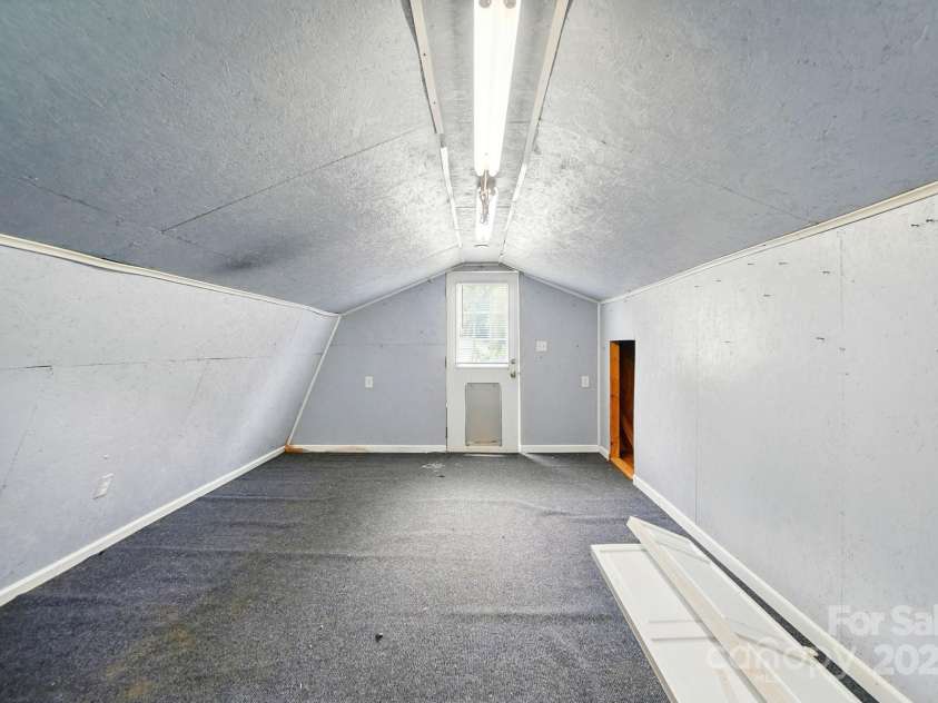 336 Oakwood Drive, Mount Holly, NC 28120.  MLS# CAR4267933, YatesRealty ID 20388. 