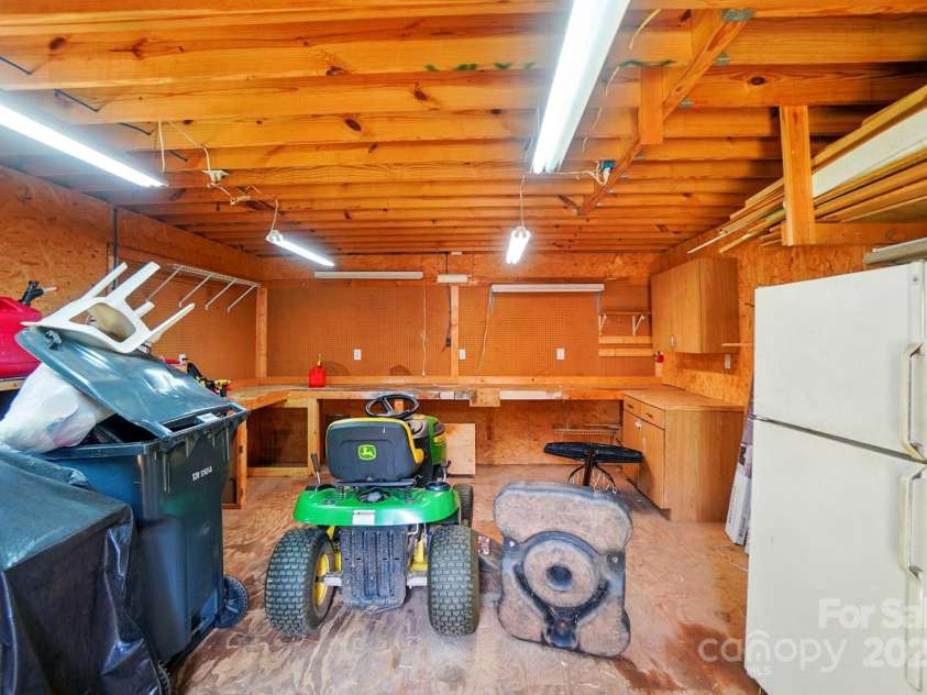 336 Oakwood Drive, Mount Holly, NC 28120.  MLS# CAR4267933, YatesRealty ID 20388. 