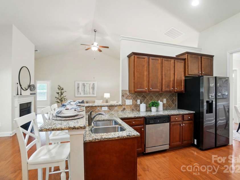 5032 Eagles Crest Lane, Gastonia, NC 28056.  MLS# CAR4240665, YatesRealty ID 20389. 