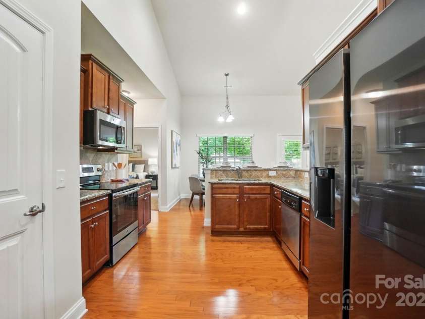 5032 Eagles Crest Lane, Gastonia, NC 28056.  MLS# CAR4240665, YatesRealty ID 20389. 