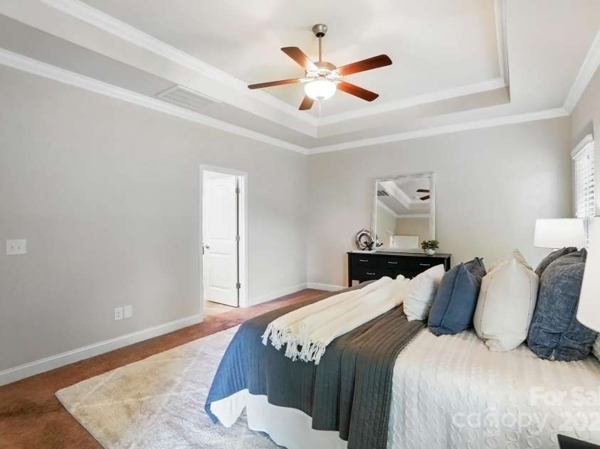 5032 Eagles Crest Lane, Gastonia, NC 28056.  MLS# CAR4240665, YatesRealty ID 20389. 