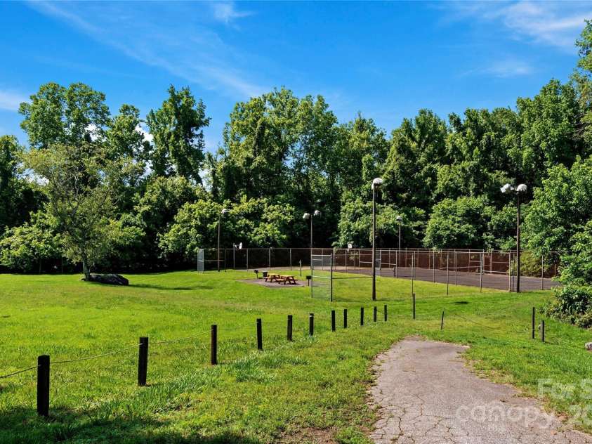 2205 Sunderland Road, Winston Salem, NC 27103.  MLS# CAR4269610, YatesRealty ID 20390. 