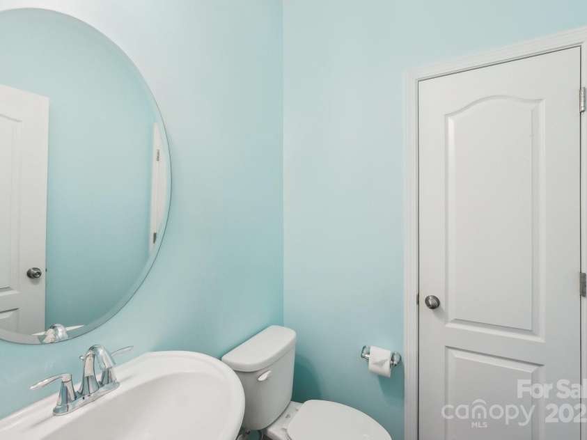 1034 Currituck Way, York, SC 29745.  MLS# CAR4239993, YatesRealty ID 20391. First Floor Half bath