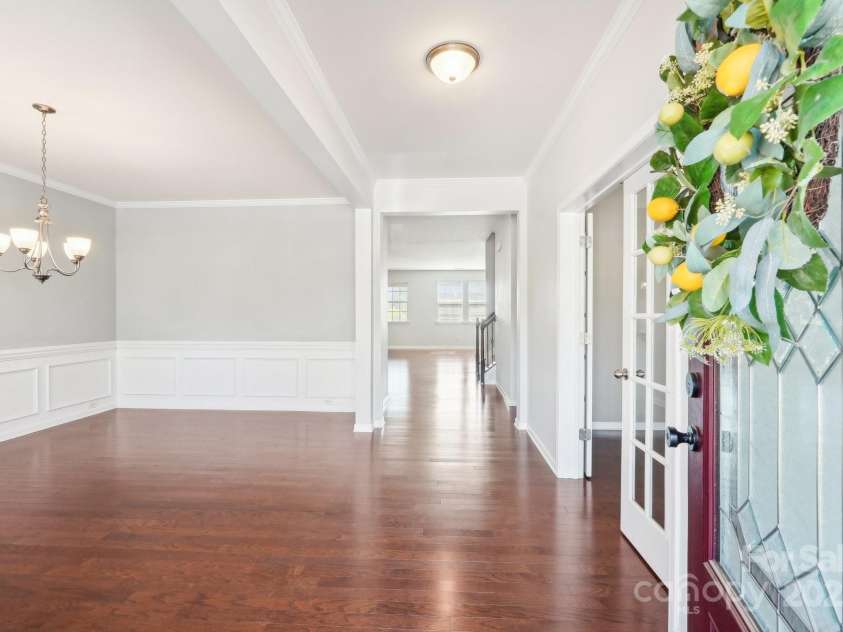 1034 Currituck Way, York, SC 29745.  MLS# CAR4239993, YatesRealty ID 20391. Foyer