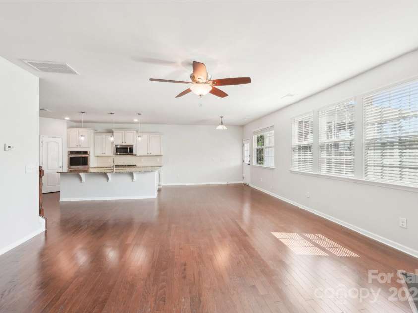 1034 Currituck Way, York, SC 29745.  MLS# CAR4239993, YatesRealty ID 20391. Great Room