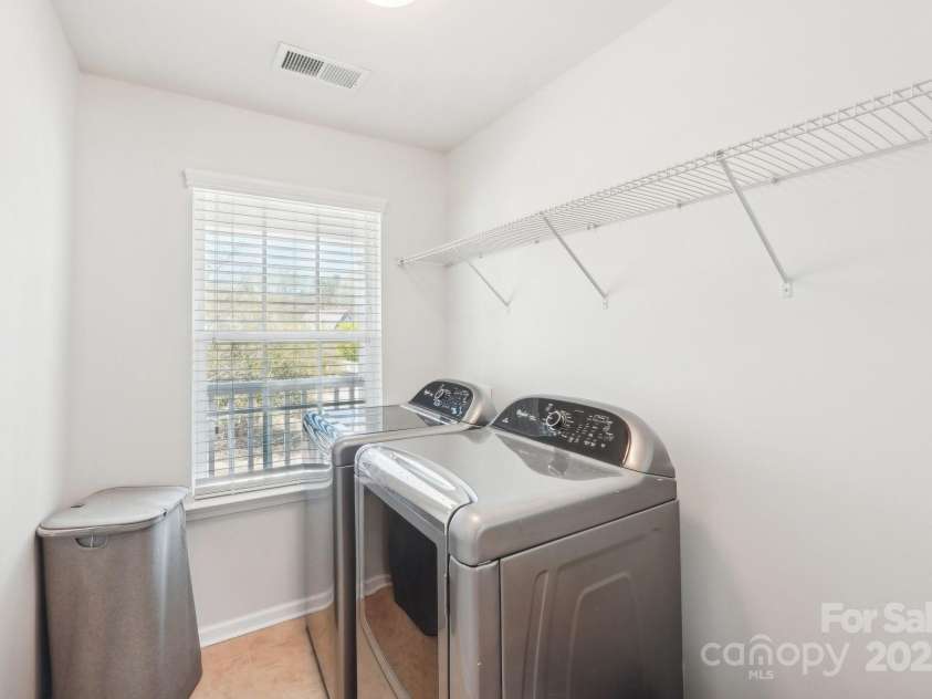 1034 Currituck Way, York, SC 29745.  MLS# CAR4239993, YatesRealty ID 20391. Laundry Room