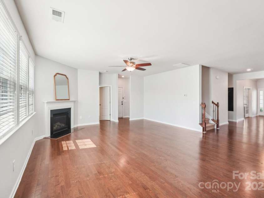 1034 Currituck Way, York, SC 29745.  MLS# CAR4239993, YatesRealty ID 20391. Open Floorplan