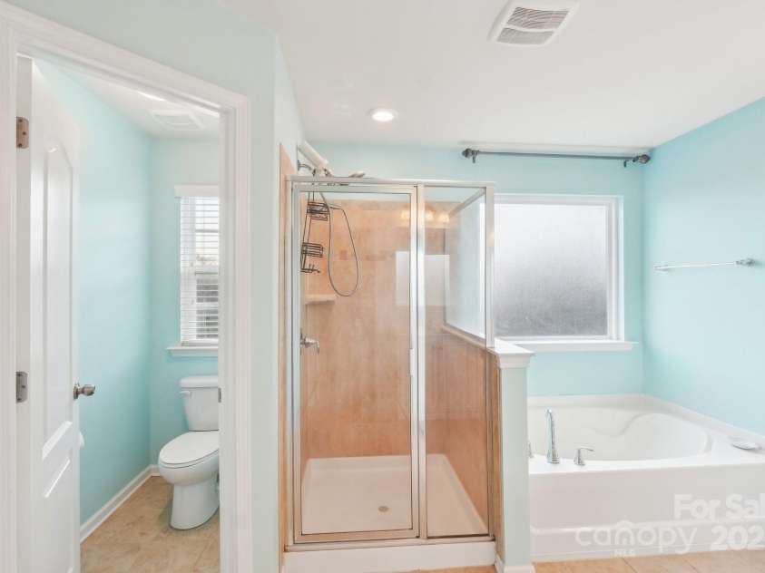 1034 Currituck Way, York, SC 29745.  MLS# CAR4239993, YatesRealty ID 20391. Primary bathroom with water closet