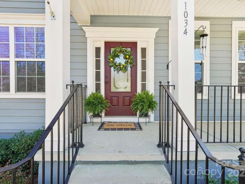 1034 Currituck Way, York, SC 29745.  MLS# CAR4239993, YatesRealty ID 20391. Welcoming Front Porch