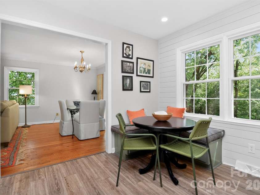 6527 Summerlin Place, Charlotte, NC 28226.  MLS# CAR4374812, YatesRealty ID 20392. 