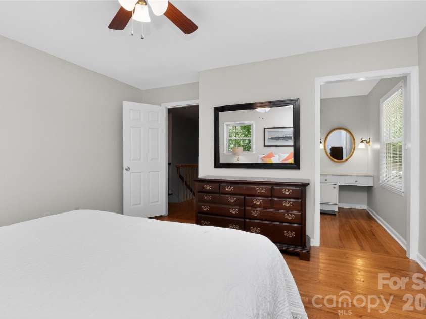 6527 Summerlin Place, Charlotte, NC 28226.  MLS# CAR4374812, YatesRealty ID 20392. 