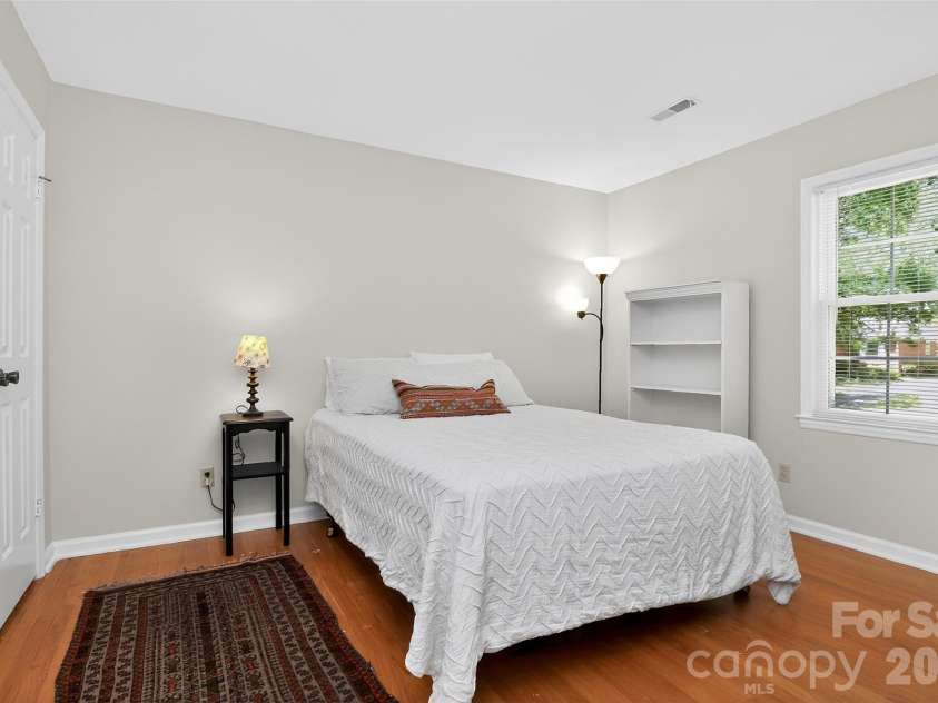 6527 Summerlin Place, Charlotte, NC 28226.  MLS# CAR4374812, YatesRealty ID 20392. 