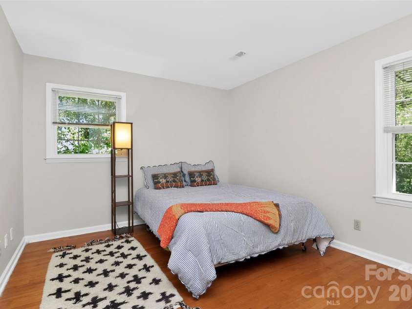 6527 Summerlin Place, Charlotte, NC 28226.  MLS# CAR4374812, YatesRealty ID 20392. 