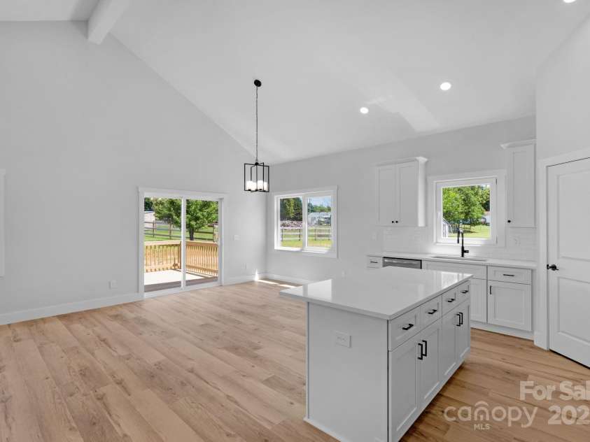 2104 County Line Road, Kings Mountain, NC 28086.  MLS# CAR4262878, YatesRealty ID 20393. 