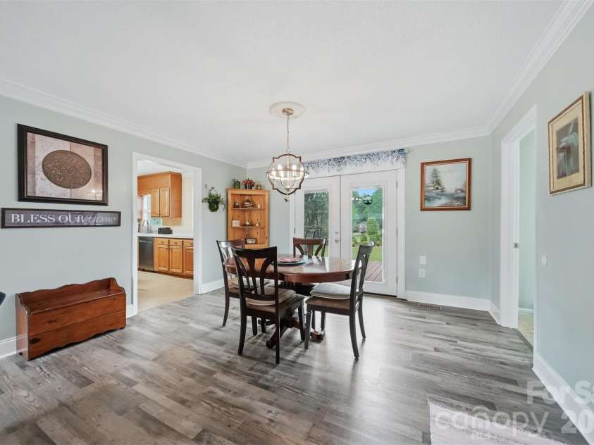 190 Dixie Trail Drive, Forest City, NC 28043.  MLS# CAR4375964, YatesRealty ID 20394. 